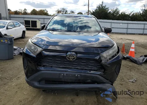 2021 Toyota Rav4 Le z USA, uszkodzony, nr VIN 2T3F1RFV2MW178251